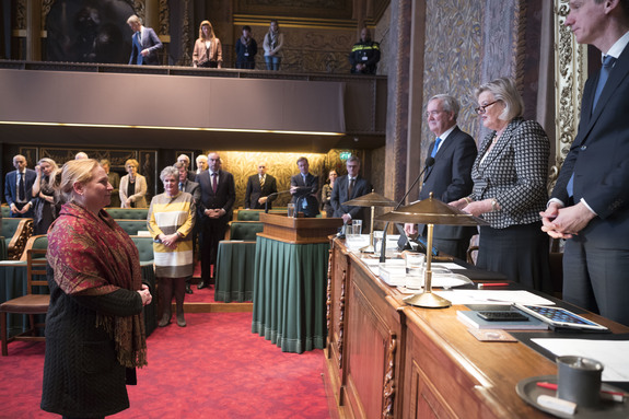 Fiers (PvdA) beëdigd als lid van de Eerste Kamer