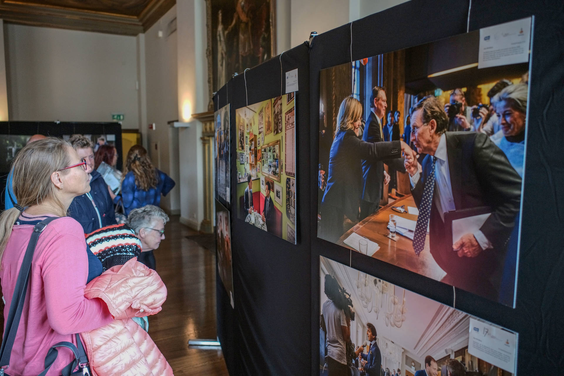 In de Noenzaal was de tentoonstelling van de Prinsjesfotoprijs