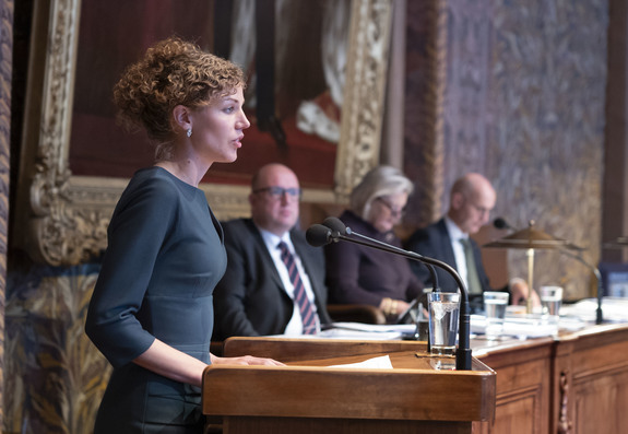 Senator Teunissen tijdens het debat over minimalisering van de gaswinning op 9 oktober 2018