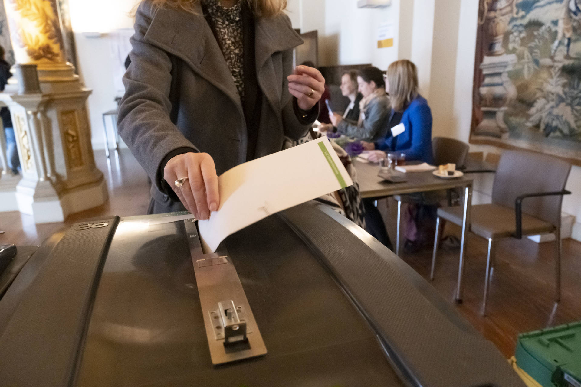 Geslaagde primeur Eerste Kamer als stembureau