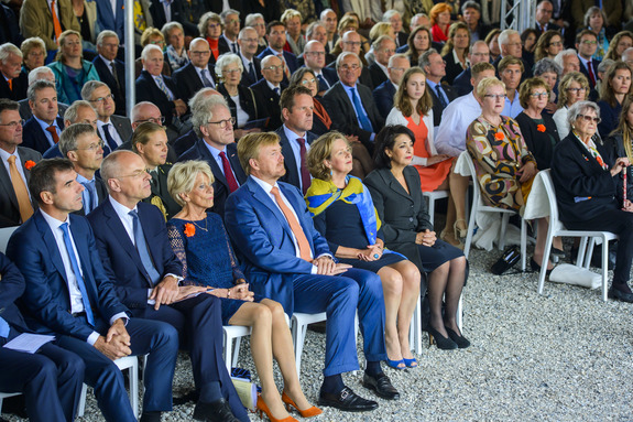 Voorzitter bij opening Nationaal Monument Oranjehotel