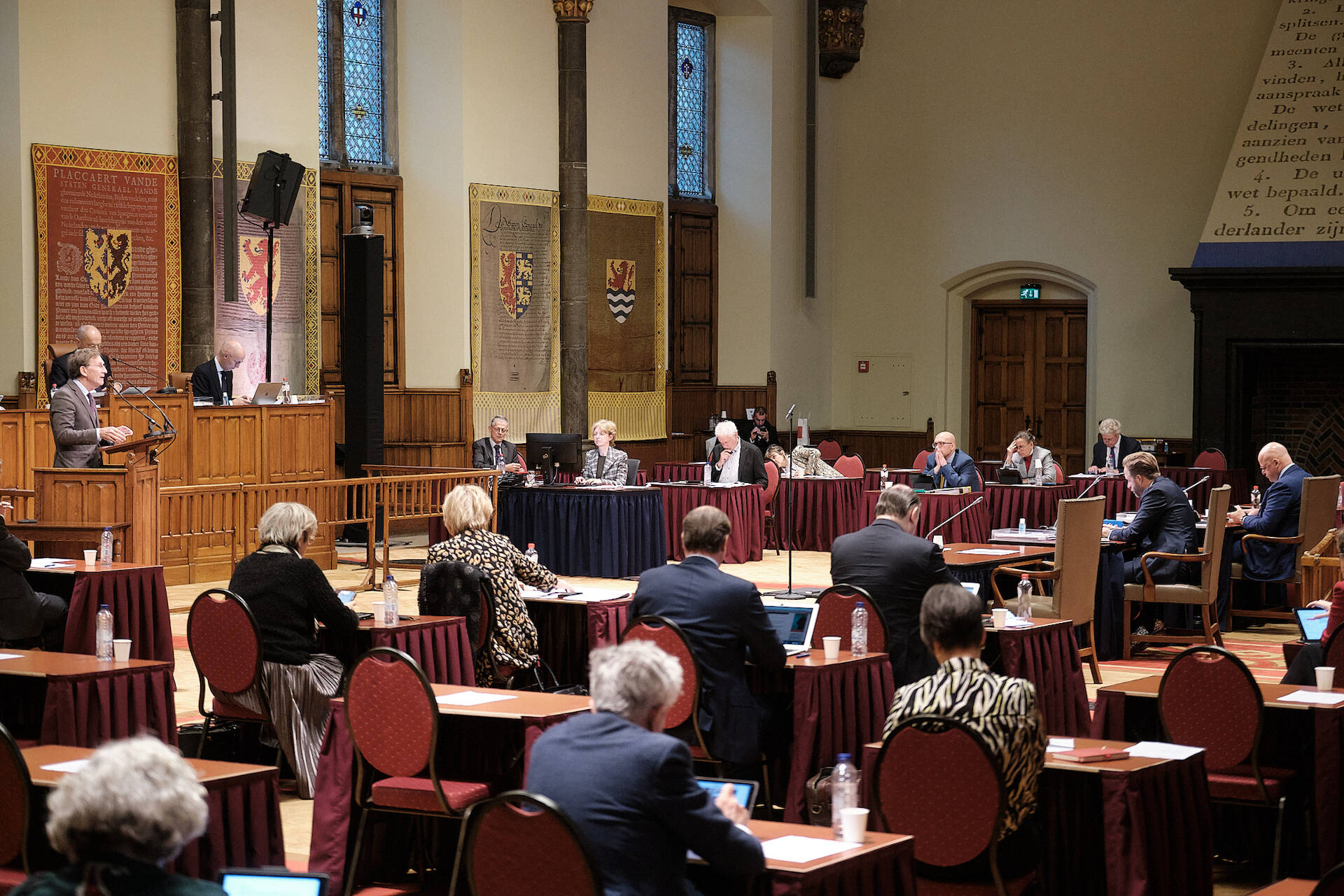 Debat over verlenging coronamaatregelen - 23 november 2021