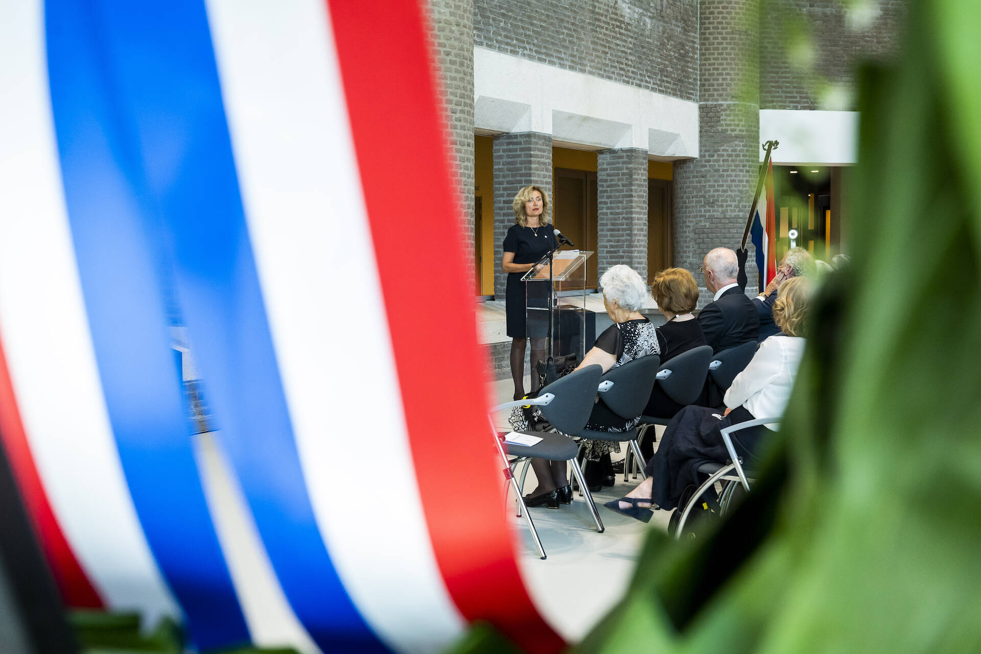 Herdenking gevallenen en slachtoffers voormalig Nederlands-Indië in de Tweede Kamer