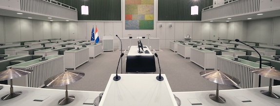 Plenaire zaal Eerste Kamer aan de Kazernestraat