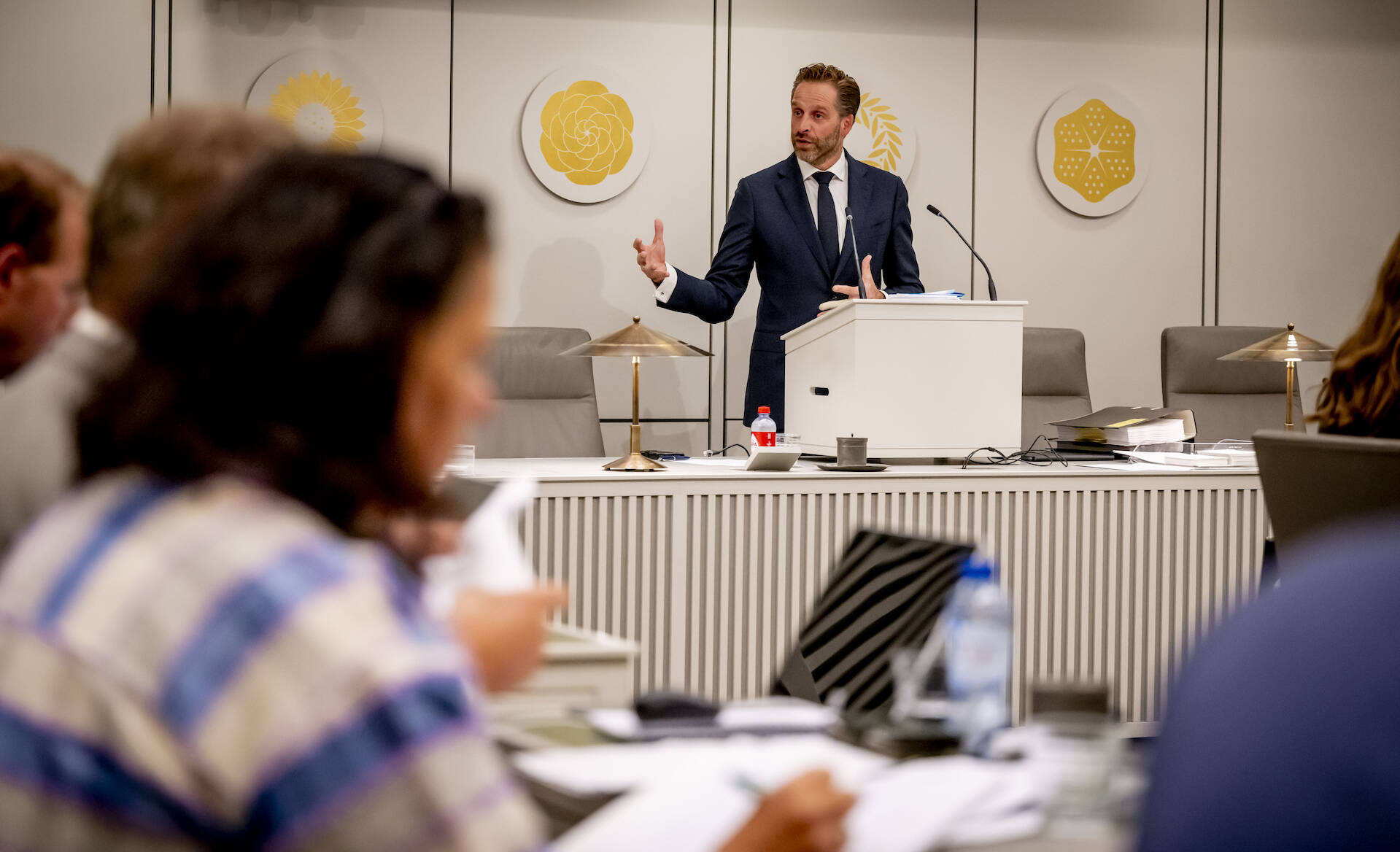 Demissionair minister De Jonge (BZK) tijdens het debat op 18 juni 2024