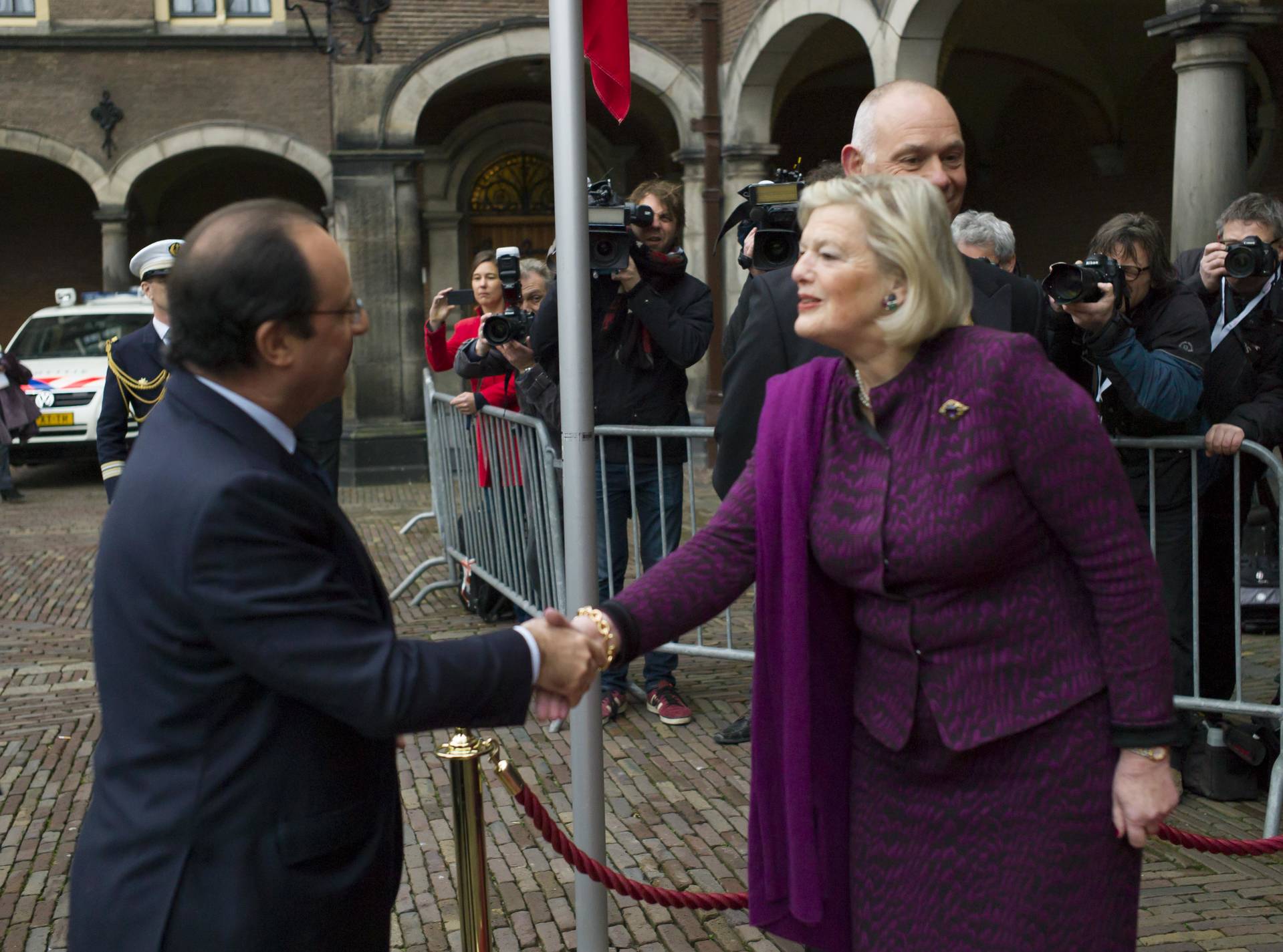 Ontvangst President Hollande door Voorzitters Eerste en Tweede Kamer